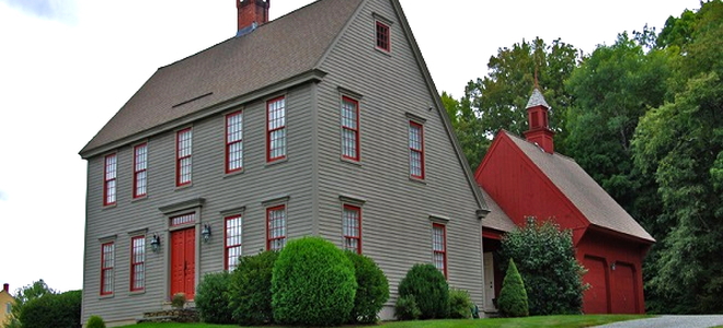 colonial home with saltbox roof