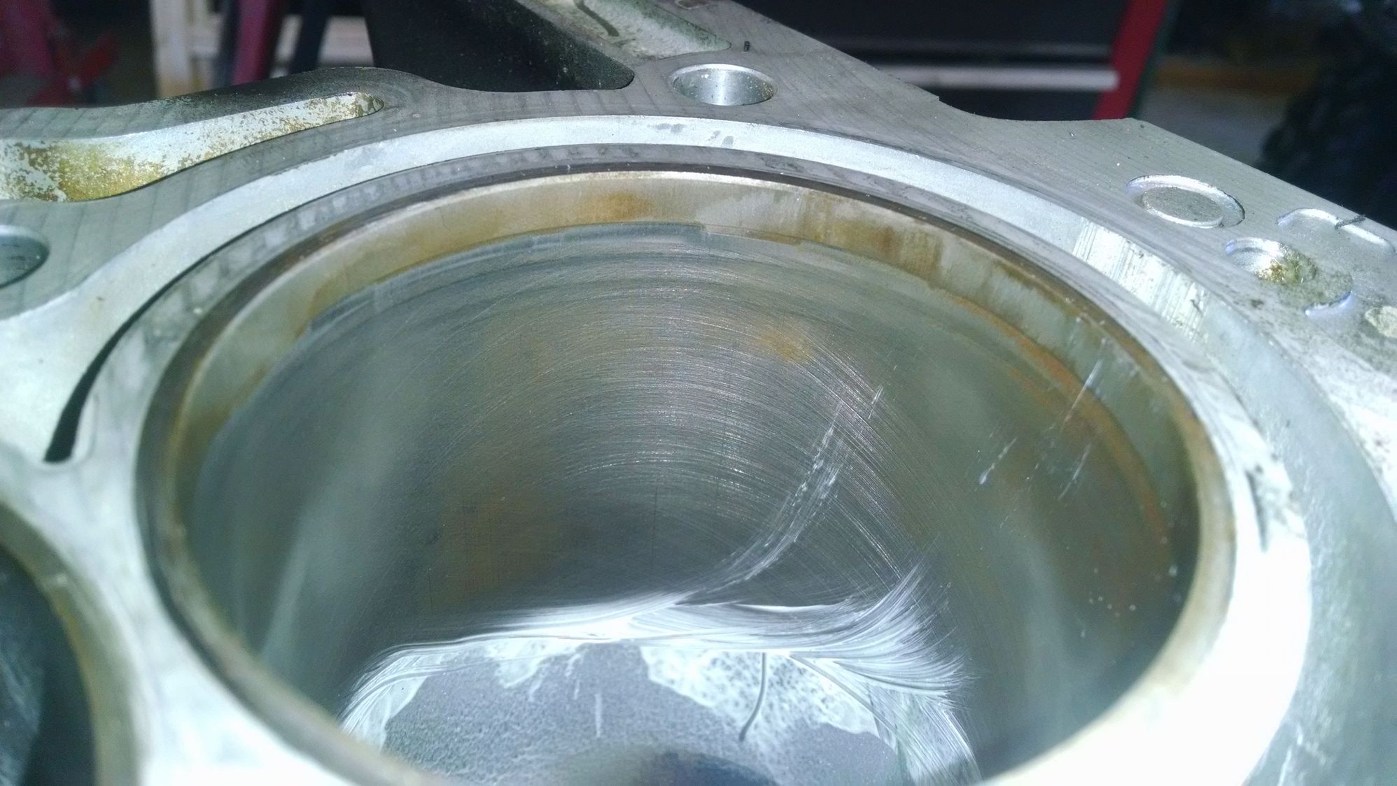 Some browning in cylinders from sitting. Hone/deglazing required