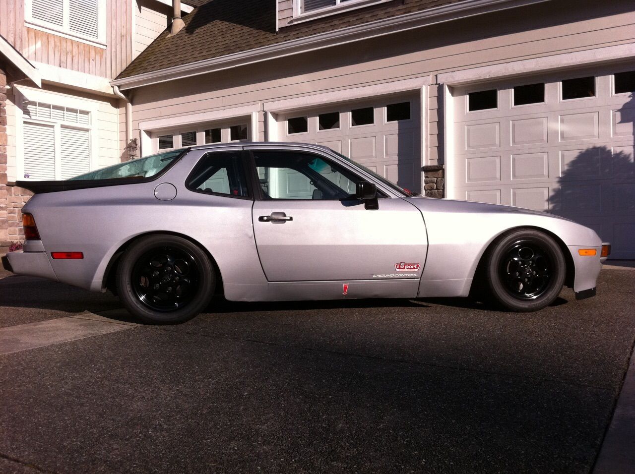 Porsche 944 Tires