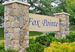 Image of Fox Pointe Apartments in East Moline, IL