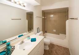 Image of Lakewood Gardens Condominiums in Tulsa, OK