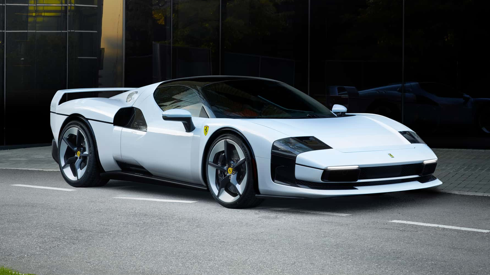 Ferrari Creates Stunning One-Off Tribute to the F40