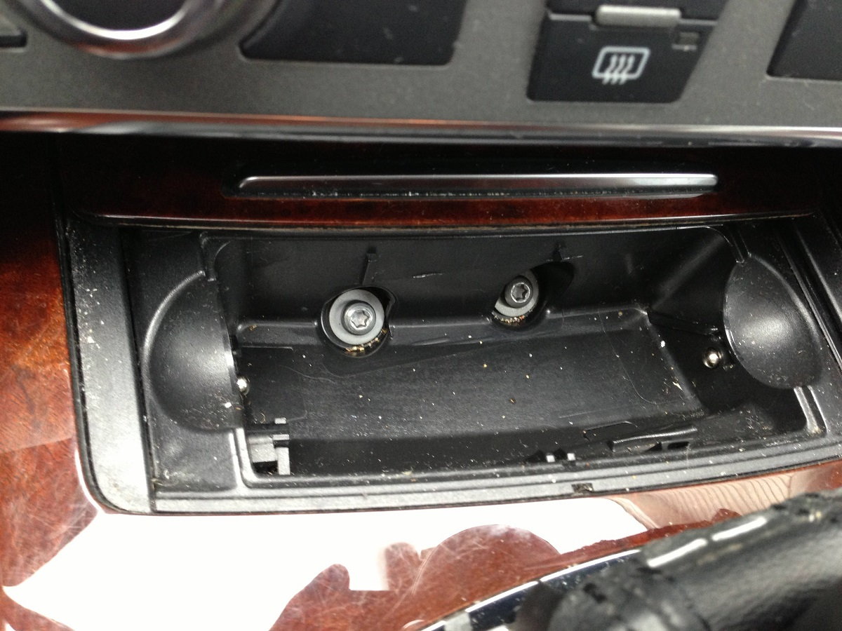 AUDI A6 C6 MMI SCREEN BUTTON CENTER CONSOLE HOW TO REMOVE CHANGE REPLACE