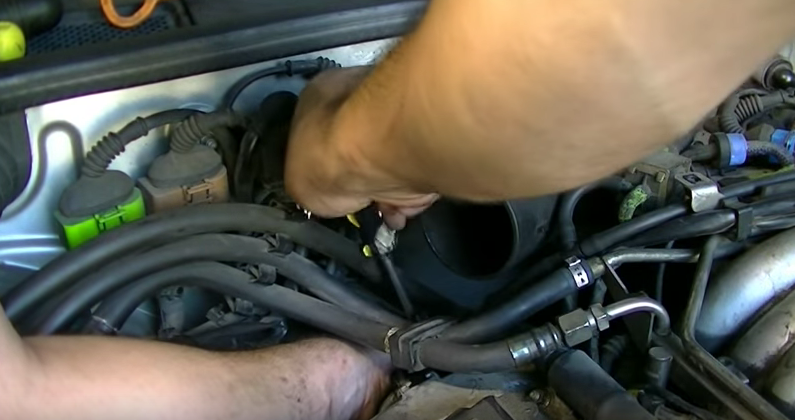 Audi A6 C5: How to Replace Engine Coolant Temperature (ECT) Sensor
