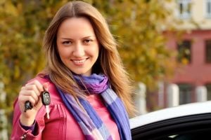 4 Tips on Getting a Low Interest Rate on a Car Loan