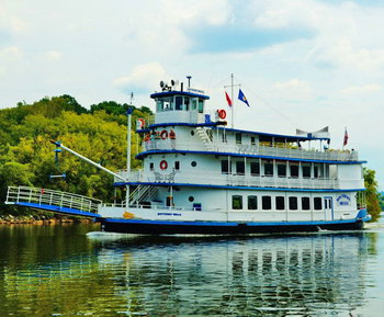 southern belle riverboat dinner cruise