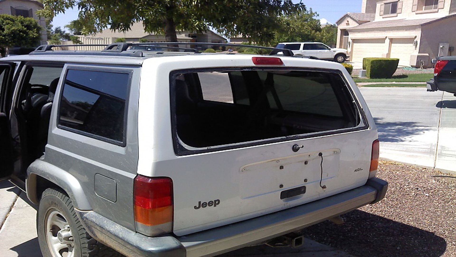 APDTY 53698 Wiper Arm-Rear 1994-1998 Jeep Grand Cherokee W/O Flip-Up Window 