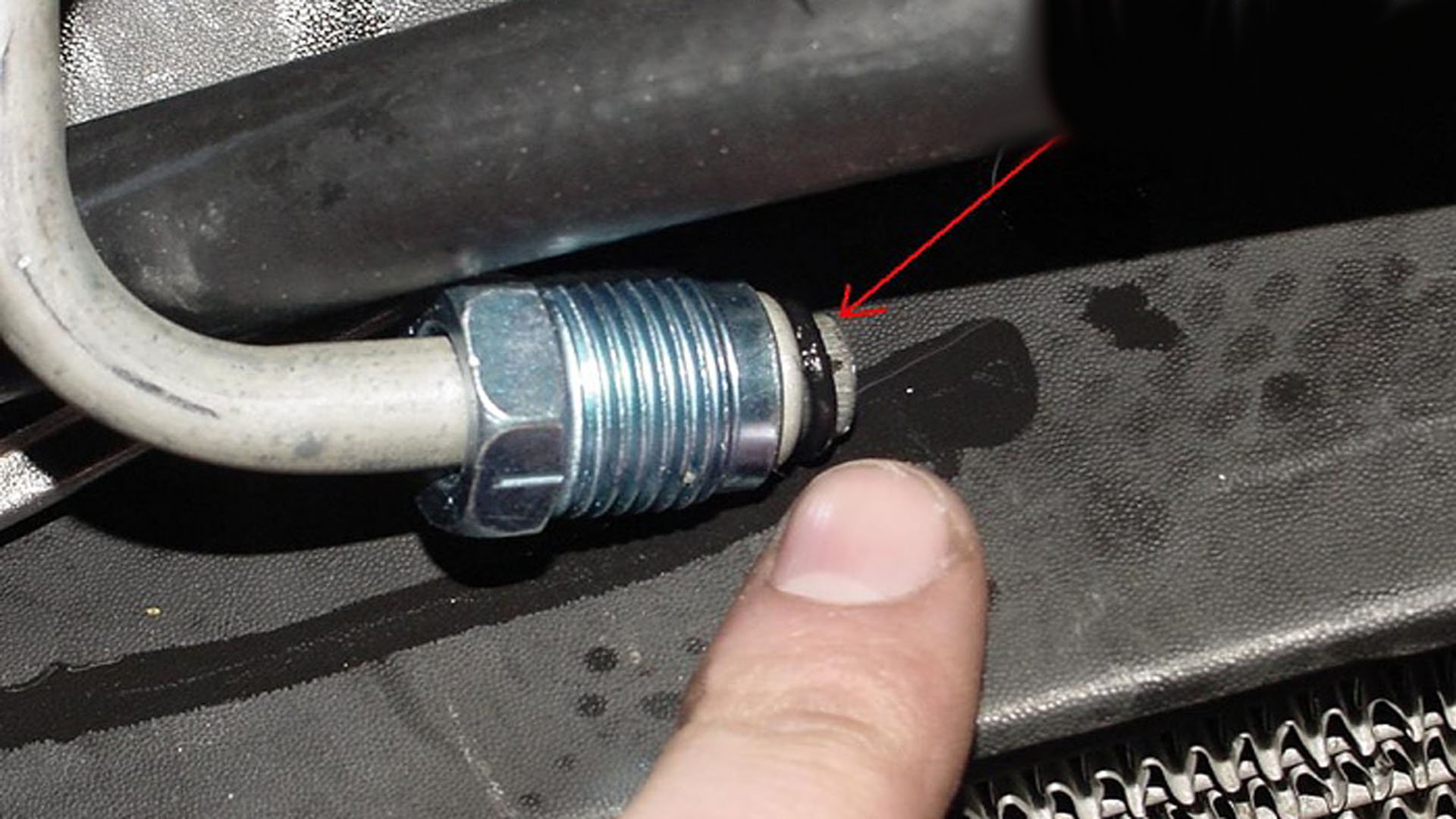 Jeep Grand Cherokee ZJ 1993-1998: How to Replace Power Steering Hose