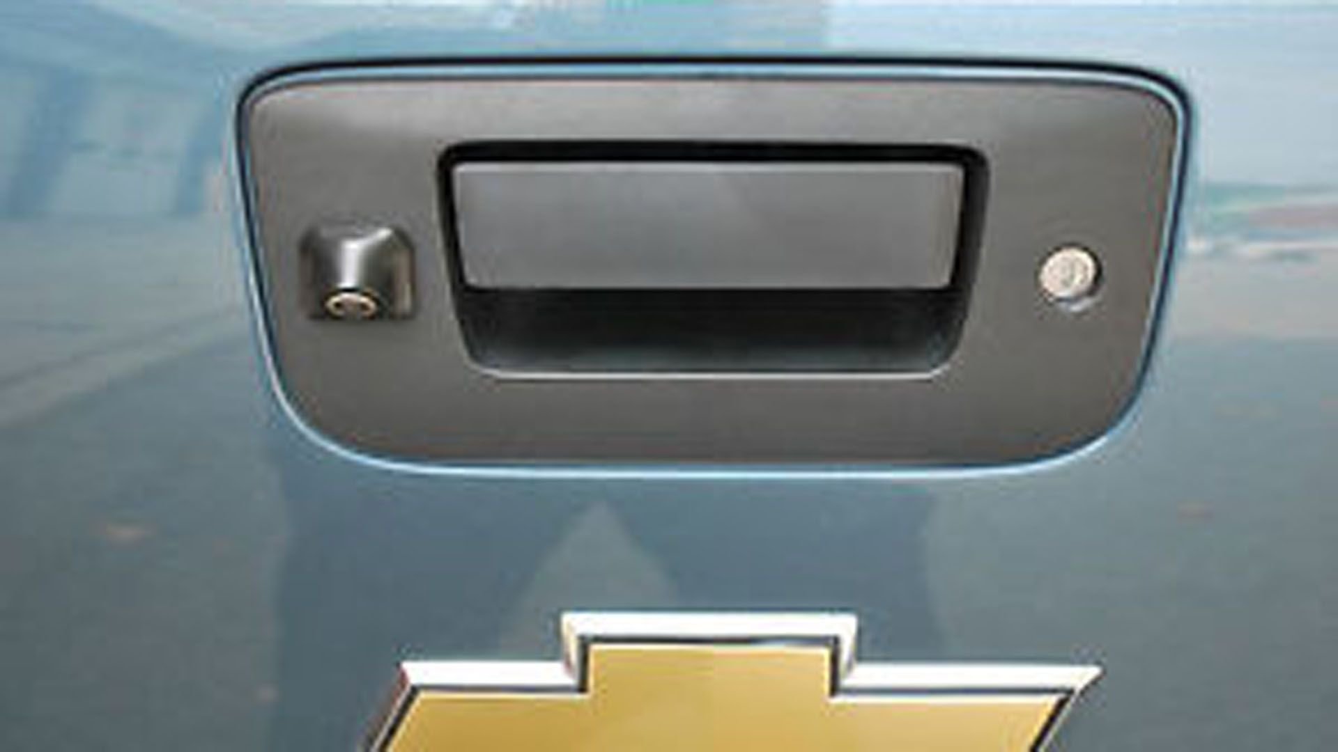 Chevrolet Silverado How to Install Rearview Back Up Camera