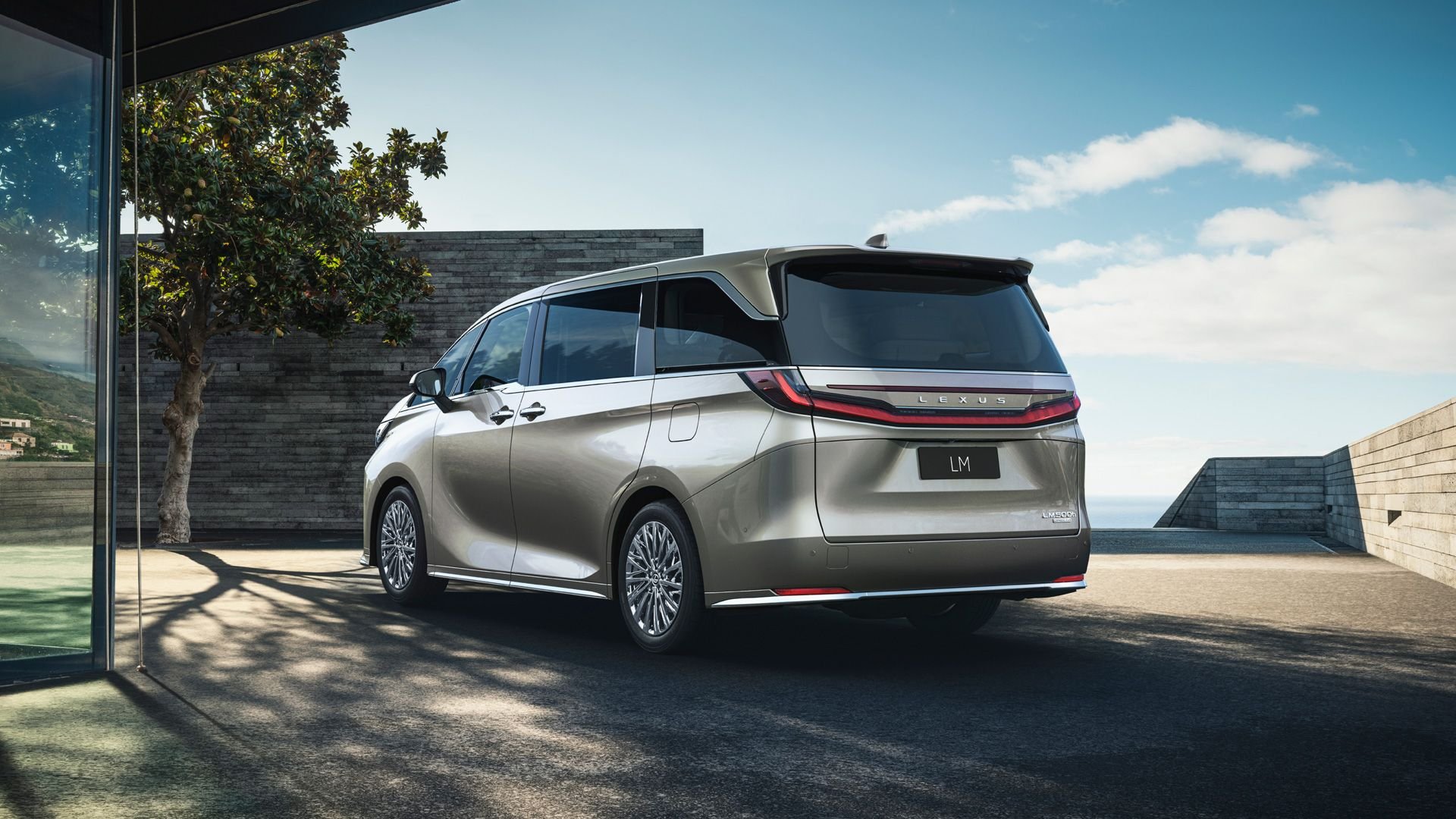 2024 Lexus LM Is the Luxurious Minivan America Should Get Clublexus