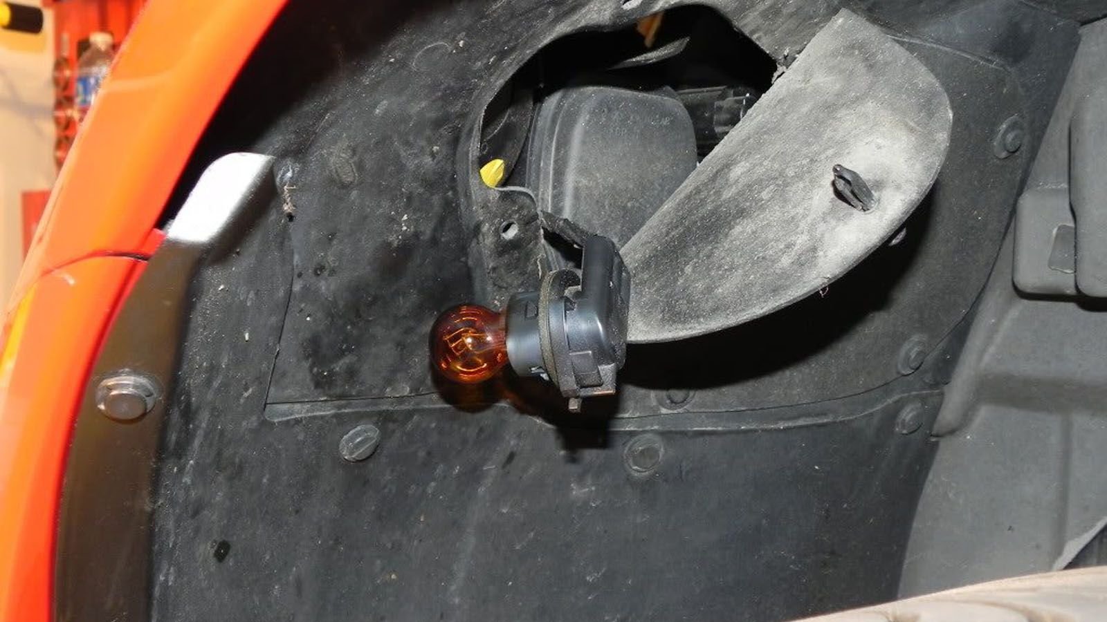 C6 Corvette How to Replace Front Turn Signal Corvetteforum