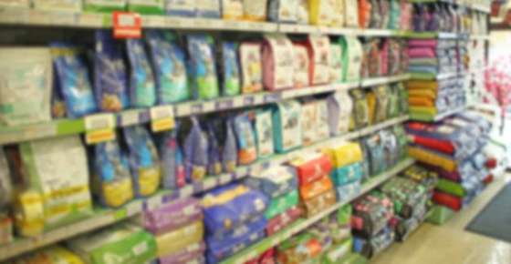 Image of pet food on a store shelf.