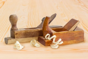Hand planes.