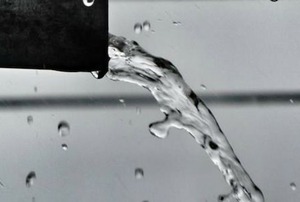 keep water pipes clean