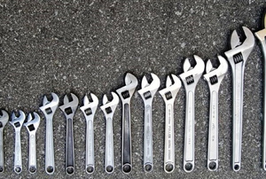 row of different size wrenches