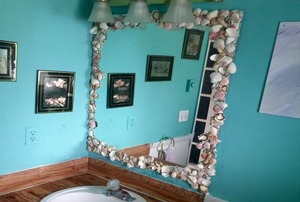 bathroom decorated to look larger