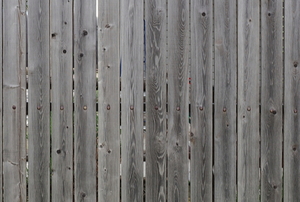 privacy fence with narrow gaps