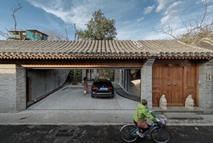 A low pitch roof.