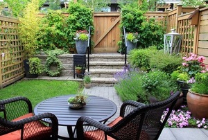 backyard patio seating