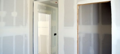 Differences Between Cement Board Greenboard And Blueboard A Cement Board Has Many Varied Uses In Home Construction And Is Often Preferred Over Greenboards Or Blueboards Certain Areas Of The House
