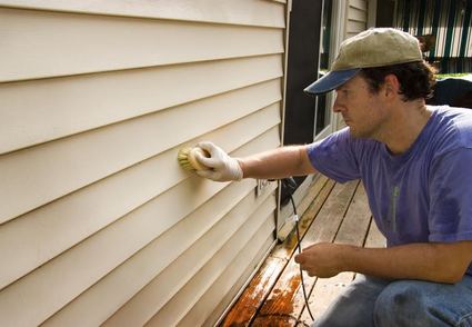 Tips to Prepare for Painting Vinyl Siding | DoItYourself.com