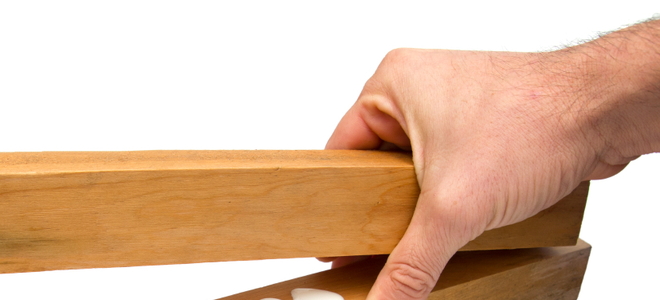 4 Tips for Removing Super Glue from Wood