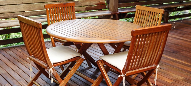 Best Treatments For Outdoor Wood Furniture Doityourself Outdoor Wood Furniture