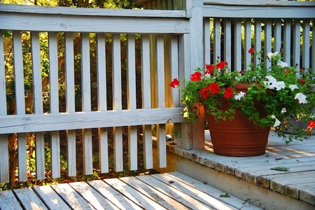 How to Paint a Wood Porch Railing | DoItYourself.com