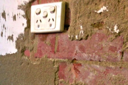 Hot Topics: Tiling an Uneven Wall | DoItYourself.com