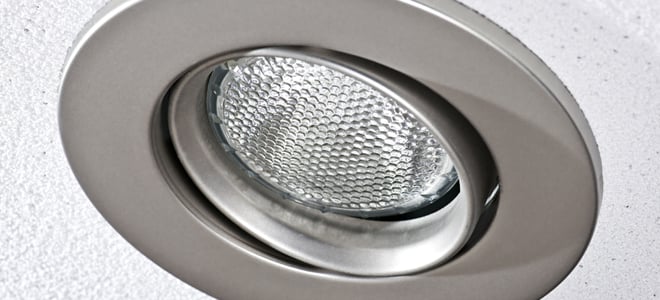 Pros And Cons Of Led Recessed Lighting Doityourself Com - How To Change Led Ceiling Spotlight Bulb