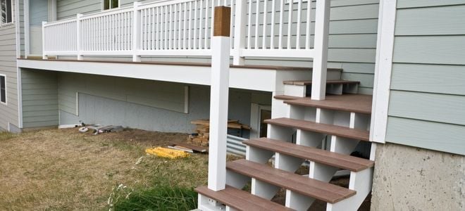 How To Refinish A Wood Porch Railing, How To Repaint Outdoor Wood Railing