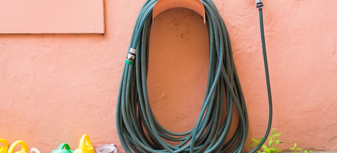Simple Trick For Mounting Your Air Hose Reel -- WATCH THIS! 
