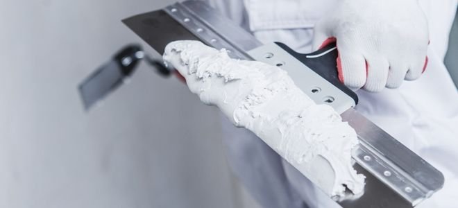 Lead Image for Mudding Drywall: Smooth the Second Coat