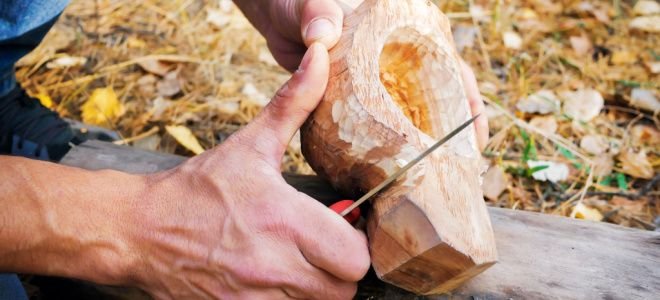 Whittling Wood Expert's Tree Sculpture Puts Unique Spin on Wood