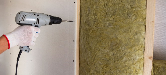 drill installing drywall