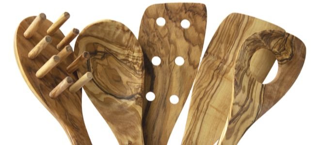 wooden serving utensils