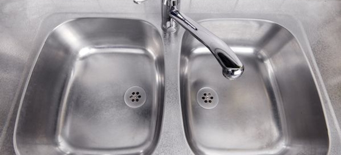 Guide To Removing Hard Water Stains On Stainless Steel Sinks Guide To Removing Hard Water Stains On Stainless Steel Sinks Doityourself