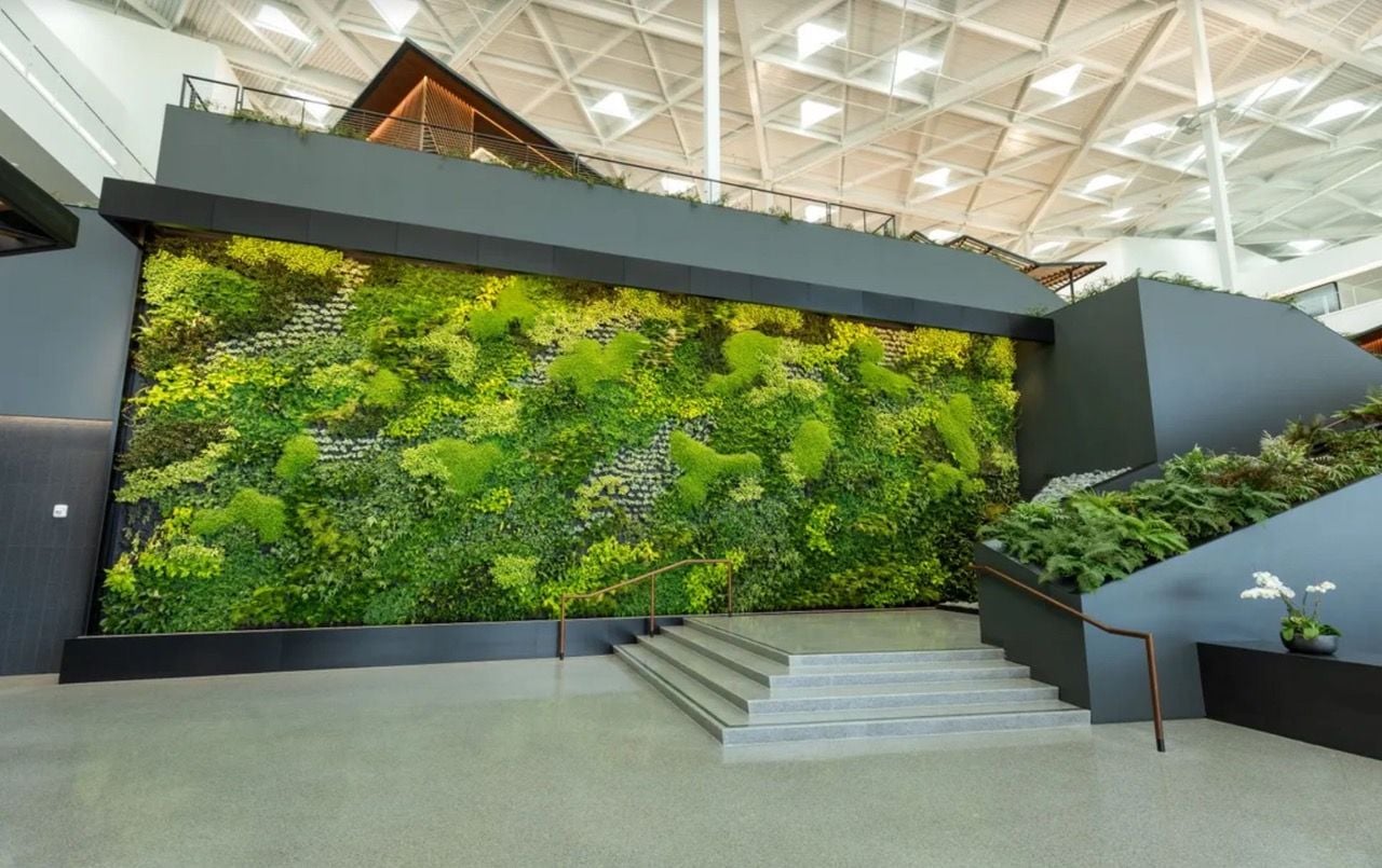 Living wall inside the Gensler-designed Nvidia Voyager HQ building. 