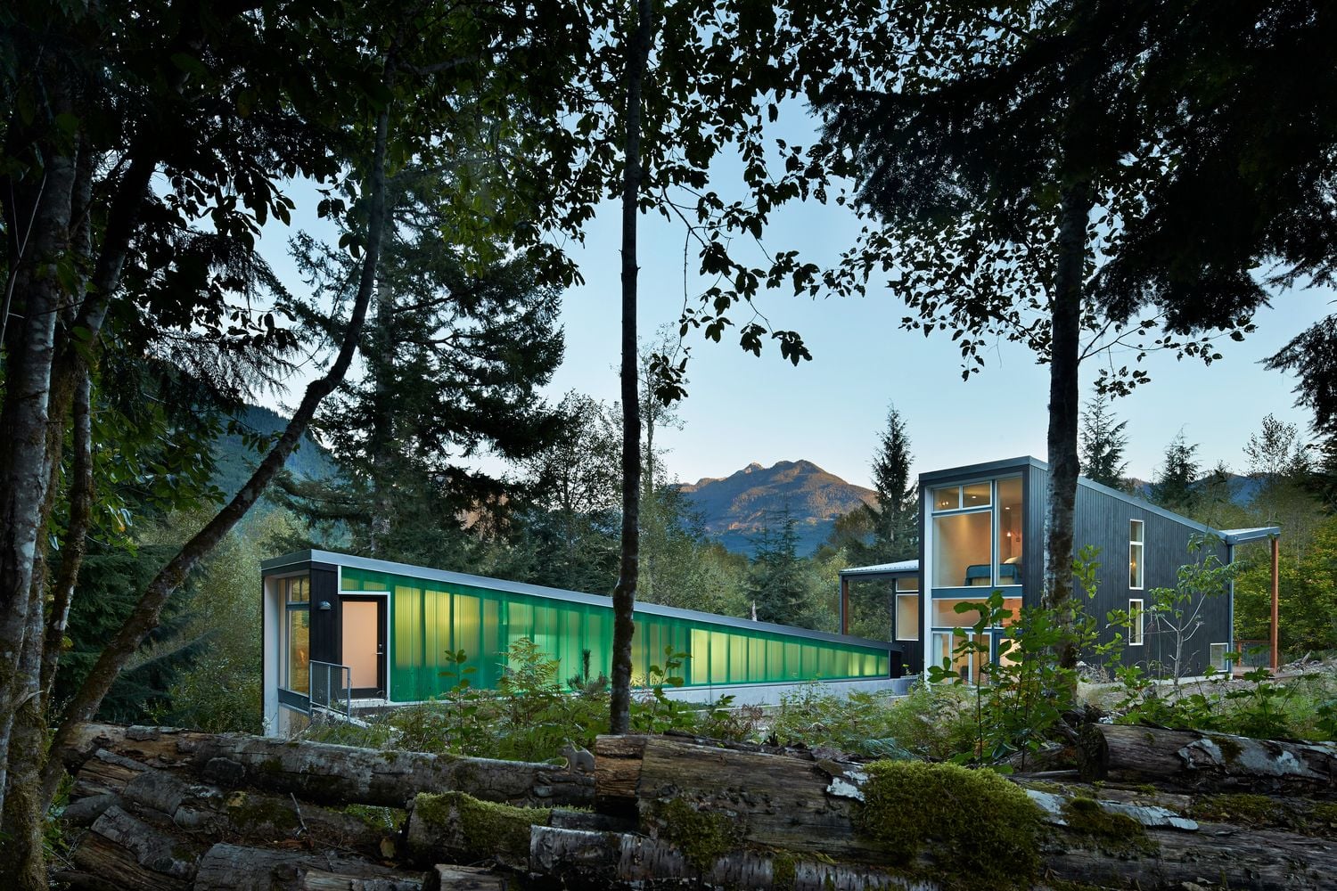 Northern Washington's Bear Run Cabin is a lot more modern than your average log structure.