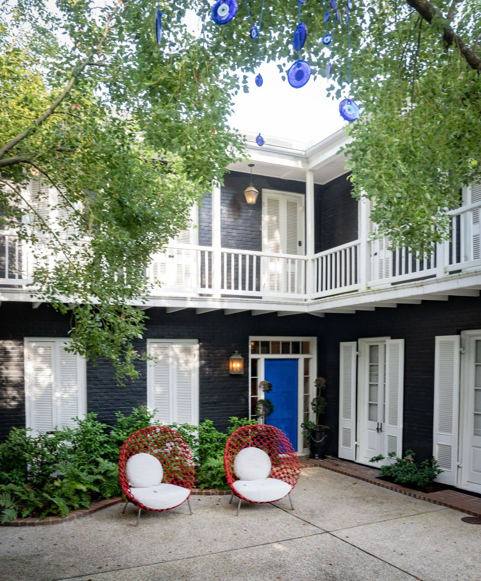 Exterior view of Ashley Longshore's eccentric New Orleans party house.