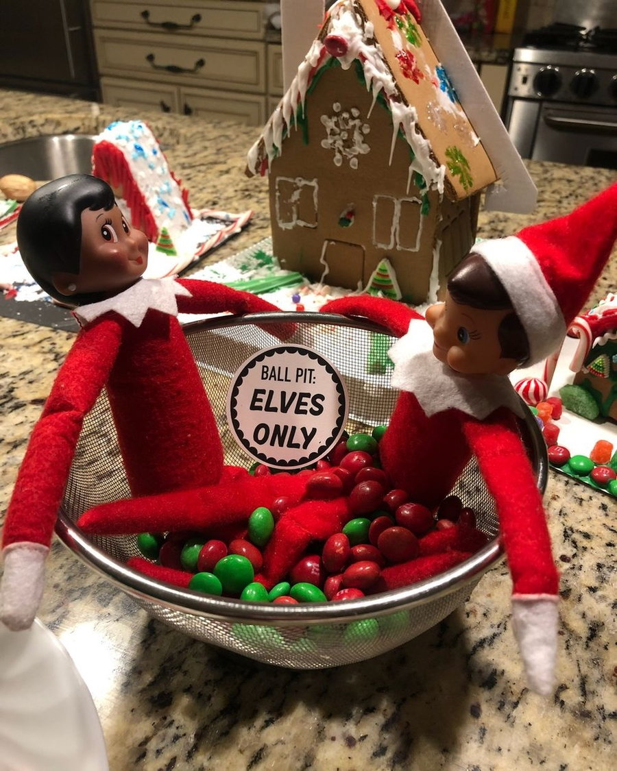 M&M ball pit Elf on the Shelf scene by Ashley Byron of Stage.Organize.Sell.