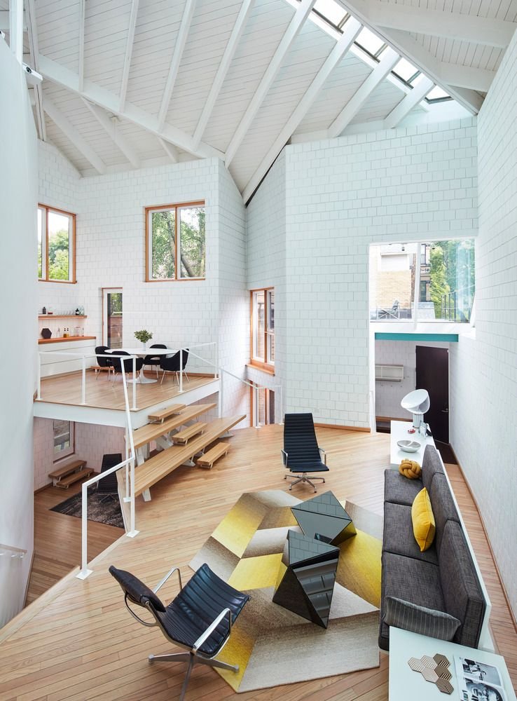 Swank modern living area platform inside Walter Netsch’s SOM-renovated Chicago home.