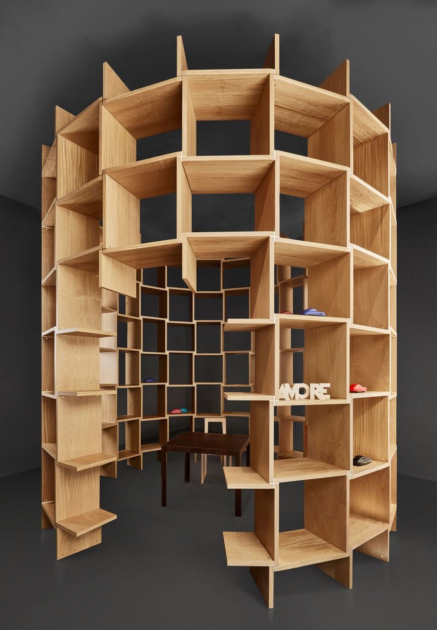 Circular bookcase created from the modular 