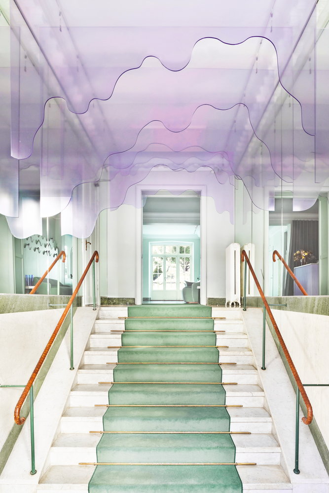Dripping plexiglass cut-outs add to the Maria Nila Salon's dreamy pastel aesthetic.