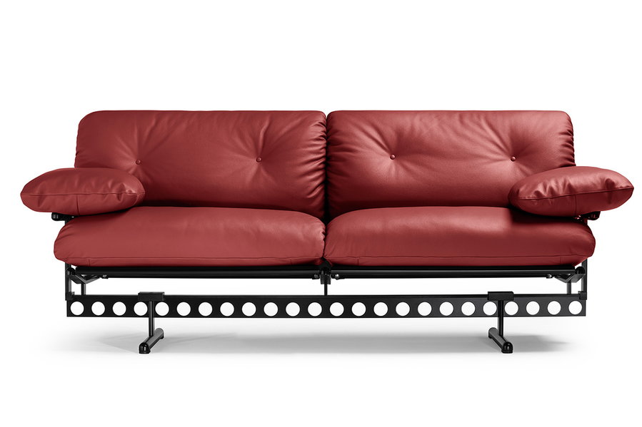 Red leather Pierluigi Cerri Ouverture Sofa, recently reissued by Poltrona Frau. 