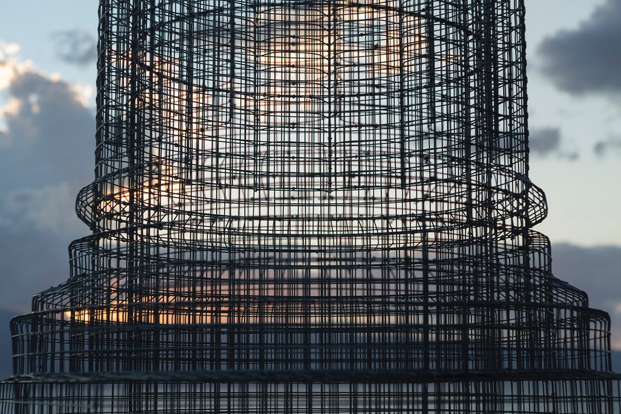 Close-up of a translucent mesh wire pillar featured in artist Edoardo Tresoldi's new 