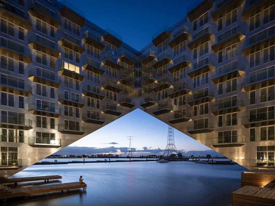 The Sluishuis apartment complex's triangular 