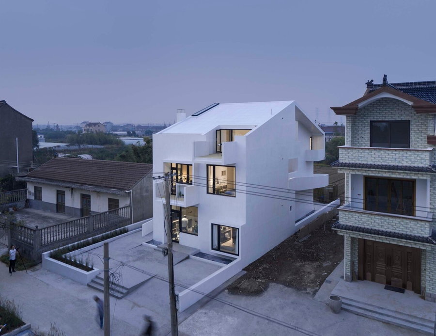 Song House, a rural Chinese home equipped with a multi-level wraparound wheelchair ramp
