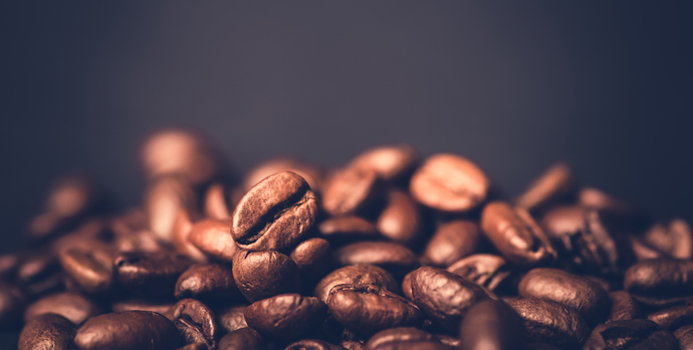 6 Health Benefits of Drinking Coffee That Might Surpise You / Nutrition