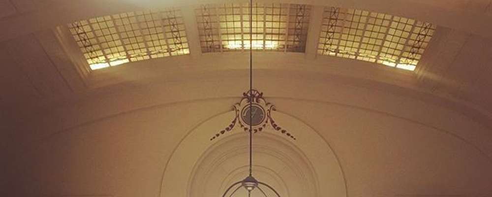 spooky art deco hotel in Dam #amsterdam #rhohotel #foyer #artdeco